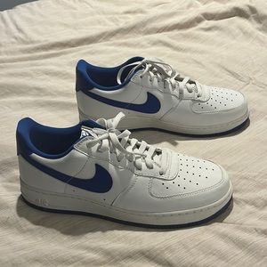 Nike Air Force 1